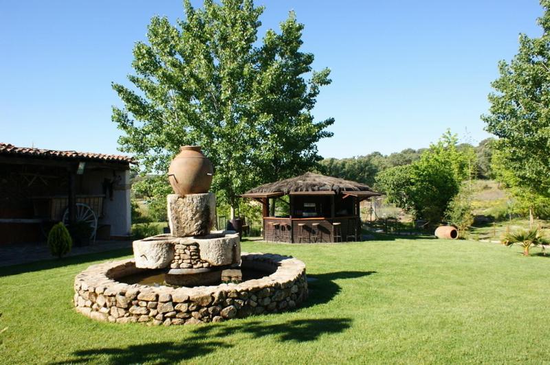 Complejo Rural El Prado Hotel Logrosán Екстериор снимка